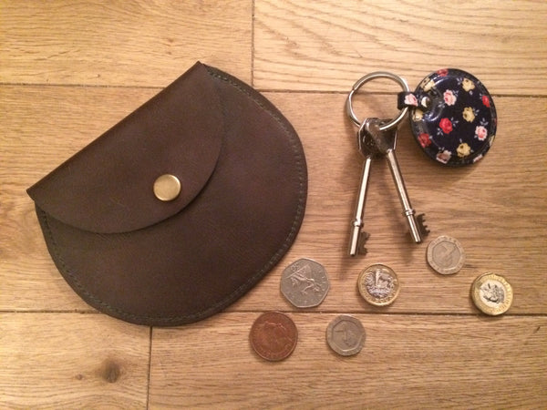 Stitch a Small Leather Purse with Elizabeth Bond - 26 April 2025 - £110