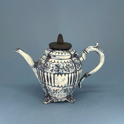 Chrisinderblueliddedheritageteapot